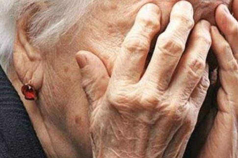 Νύφη «ντύθηκε» ληστής και τραυμάτισε την πεθερά της