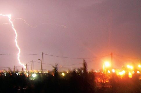 25.000 κεραυνοί «χτύπησαν» τη βόρεια Ελλάδα