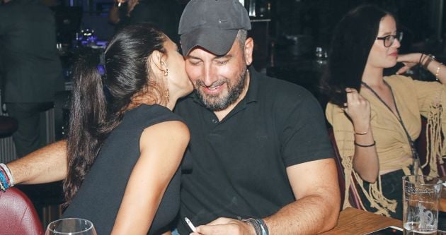 Η Ισαβέλλα Δάρρα και ο Κωνσταντίνος Θεοφίλου σε νυχτερινή έξοδο