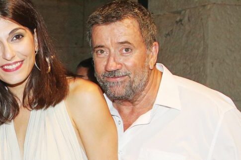 «Σφήνα» από Παπαδόπουλο