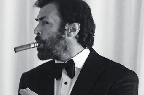 Η «πολιορκία» του  κατέληξε σε γάμο!