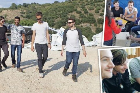 Οι Editors δίπλα στους πρόσφυγες