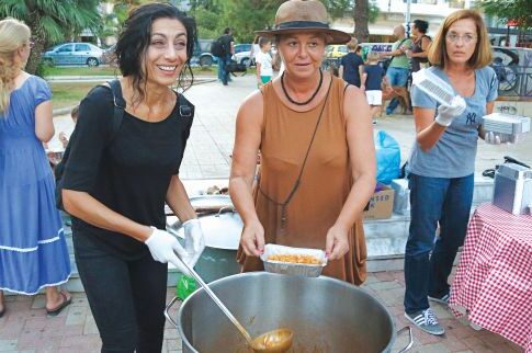 Το μνημόσυνο του Βαρδή με τραπέζι σε απόρους