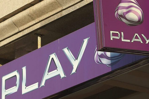 «Εταιρεία της Χρονιάς» η  PLAY του Ομίλου Olympia για το 2015 στο 26ο Οικονομικό Φόρουμ της Κεντρικής και Ανατολικής Ευρώπης