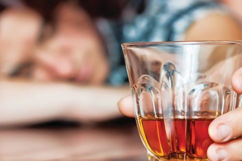 Οι «μπόμπες» διέλυσαν (;) τα νεφρά της