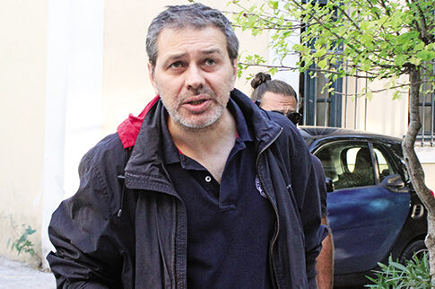 Συνελήφθη ο Χίος έξω από το σπίτι του