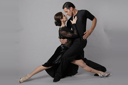 JULIA GORIN & JONATAN BAEZ con ORQUESTA PASIONAL