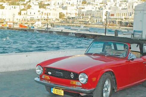 Vintage «κούκλες» σε τέσσερις τροχούς θα βολτάρουν σε δρόμους της Μυκόνου