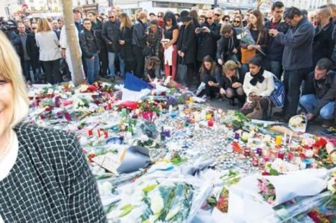 Η Φέιθφουλ θα τραγουδήσει στην αιματοβαμμένη αίθουσα του Bataclan