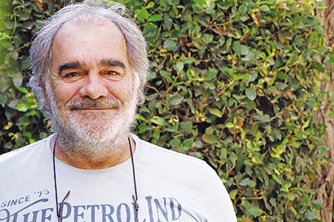 «Nα μου κοπεί το... χέρι που ψήφισα ΣΥΡΙΖΑ»!