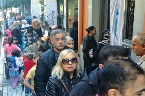 Ουρές για τέσσερις δωρεάν γκοφρέτες