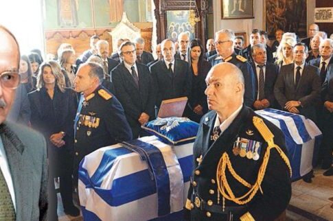 Οι Πατρινοί αποχαιρέτησαν τον «δικό τους» Στεφανόπουλο!