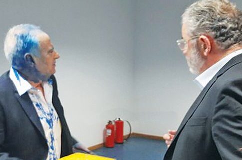 Επιτέθηκαν στον πρόεδρο των ΕΛ.ΠΕ.