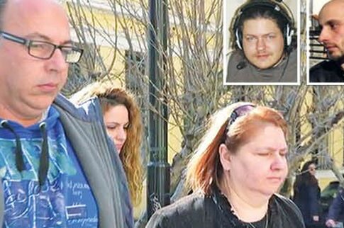 Στο σκαμνί μητέρα και πατριός