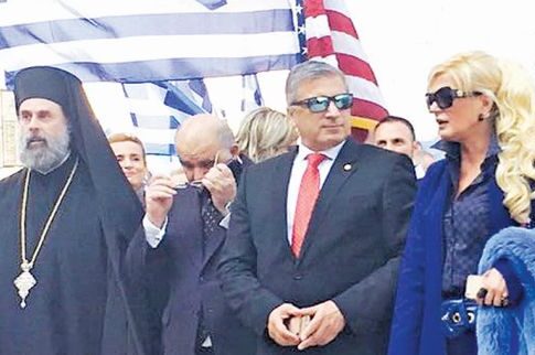 «Παρέλαση» της Πατούλη με γούνα στη Ν.Υ.