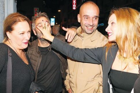 Μούτζα «μετά συγχωρήσεως» στον Θ. Αθερίδη