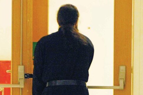 Σάλος με δόκιμο μοναχό που παρενοχλούσε αγοράκια!