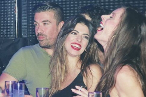 Η Λάμη έκανε τη φίλη της να... στραβολαιμιάσει