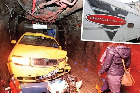 Ενα τρένο που δεν καταλήγει (ποτέ) σε κανέναν «παράδεισο»