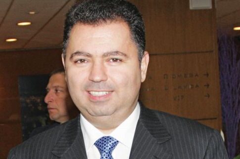Τη γλιτώνει ο Λαυρέντης