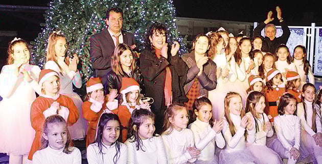 Με τα φιντανάκια της από το παιδικό χοροθέατρο Αμυνα