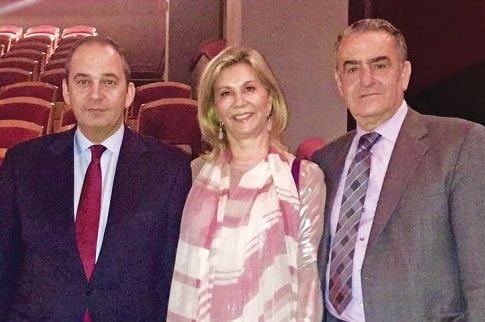 Η «Ρόζα της Σμύρνης» που έφερε πιο κοντά δεξιούς και συριζαίους