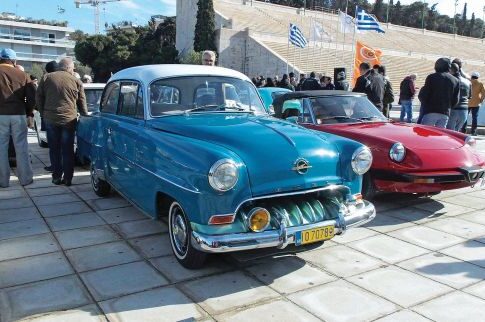 Θαύμασαν από κοντά ιστορικές «κούκλες»