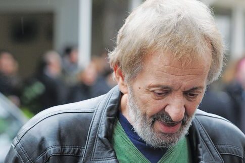 Σκιά του εαυτού του ο Γεωργίου στην κηδεία του γιου του