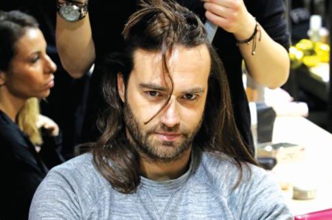 Στα...χέρια της hair stylist