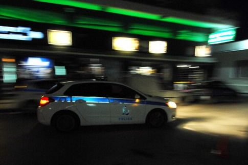 Εφιάλτης για ζευγαράκι στα Λιμανάκια της Βάρκιζας