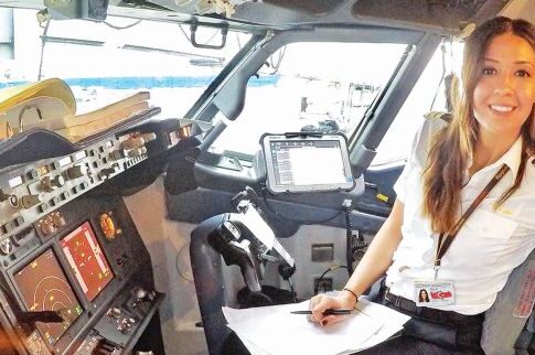 Μια Ερντογάν «δαμάζει» τα Boeing 737