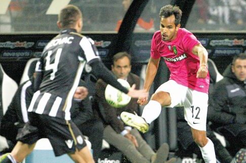 AEK: Στο «τρέξιμο» ο Γκάλο, φιλικό γκολ του Μπακασέτα