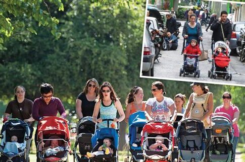 Μάχη για  «ελεύθερα»  πεζοδρόμια