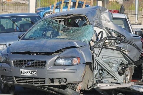 Tι έφταιξε και τα γέλια της παρέας των αδελφικών φίλων έγιναν κραυγές τρόμου