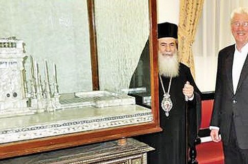 Οι «Φύλακες» του Παναγίου Τάφου υποδέχτηκαν τον Ρίτσαρντ Γκιρ
