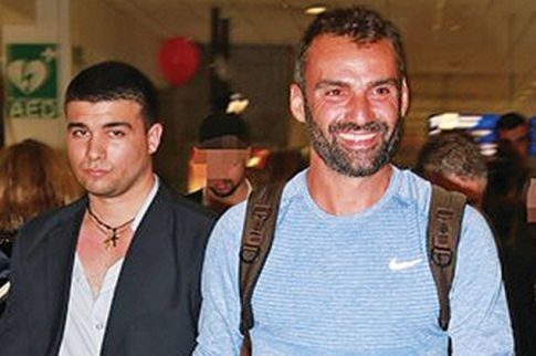 Xαμογελαστός επέστρεψε από το «Survivor» ο Λάμπρος Χούτος