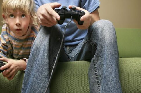 Φωλιές για κατσαρίδες οι κονσόλες videogames!