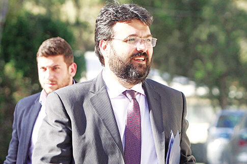 «Να δείξουμε τον δρόμο για να μπουν νέοι παράγοντες»