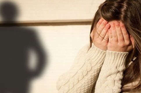 54χρονος παρίστανε τον καθηγητή και ασελγούσε σε παιδιά