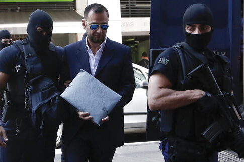 Επιβεβαίωσε τα ονόματα
