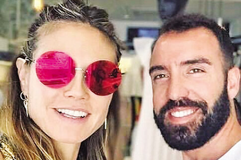 Η Χάιντι Κλουμ στο νησί των ανέμων