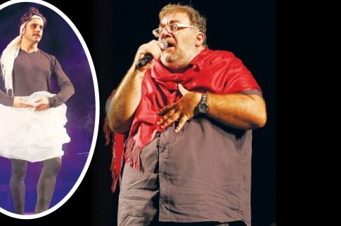 Οι Αγαμοι Θύται τρέλαναν κόσμο με τα σκετσάκια τους