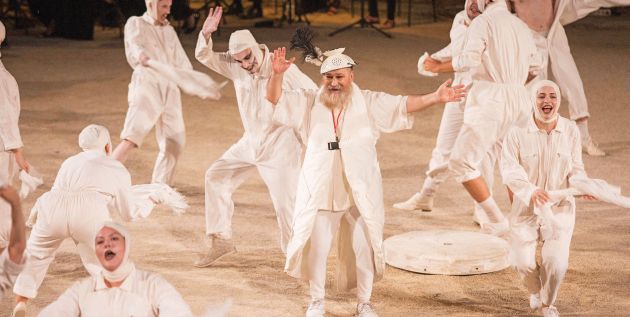 Ο Τζίμης Πανούσης στην «Ειρήνη»