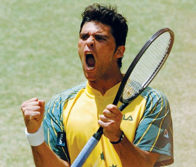 Ο Μαρκ Φιλιππούσης σε στιγμιότυπο από αγώνα τένις.