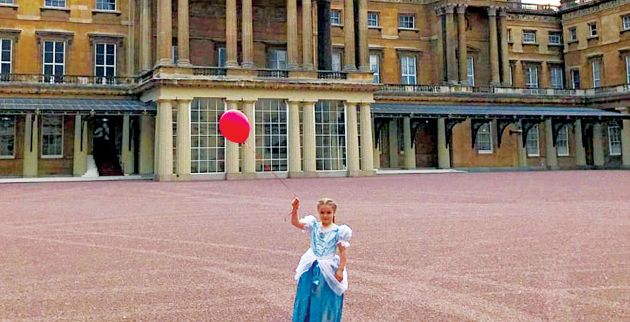 422fa8e100000578-4681190-that_s_some_party_venue_harper_beckham_got_the_royal_treatment_i-a-78_1499680971300