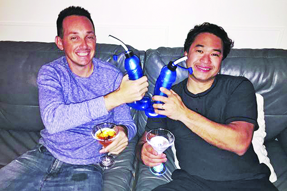 Ο Τζεμπ Λόπεζ και ο Ρομπ Φερέτι στην κλινική πριν από την αγγειεκτομή