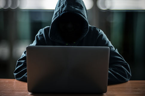 Εφηβοι χάκερ στη Βρετανία θα κλείνονται σε κέντρο «αποτοξίνωσης»