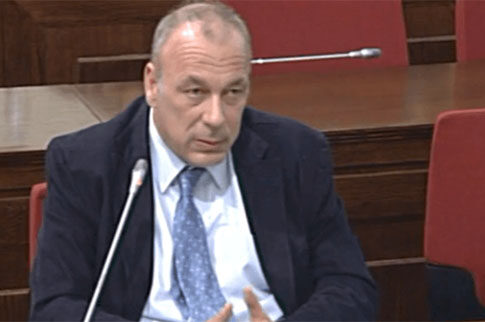 Ο Φ. Μπόμπολας "άρπαξε" 800.000 ευρώ από το πρακτορείο Ευρώπη πριν την κατάρρευσή του