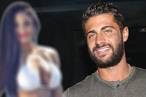 O... Δον Ζουάν του «Survivor» δεν ξεκολλά από τις bodybuilders