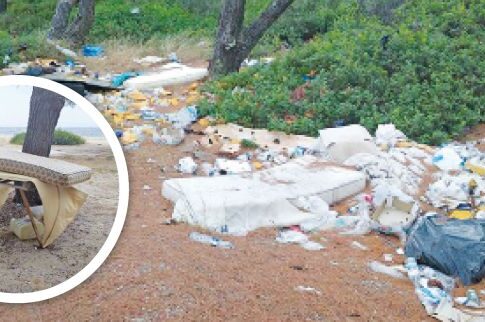 Εκαναν... χωματερή το (παράνομο) κάμπινγκ!